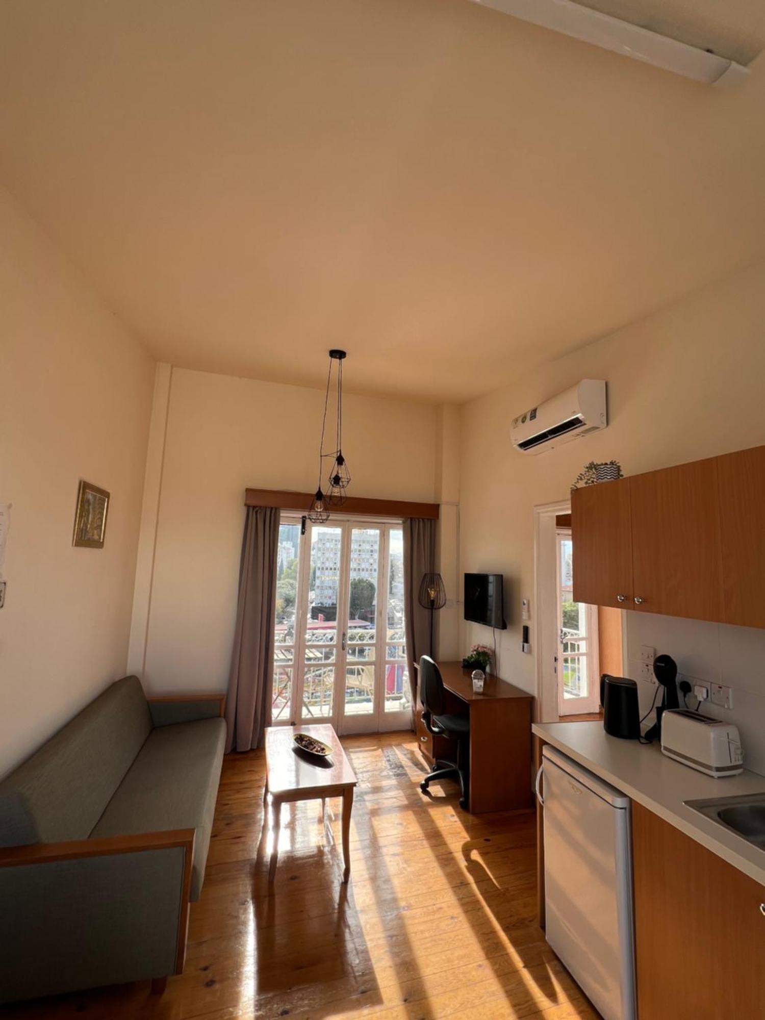 Nicosia City Centre Sky Views Apartment Kültér fotó